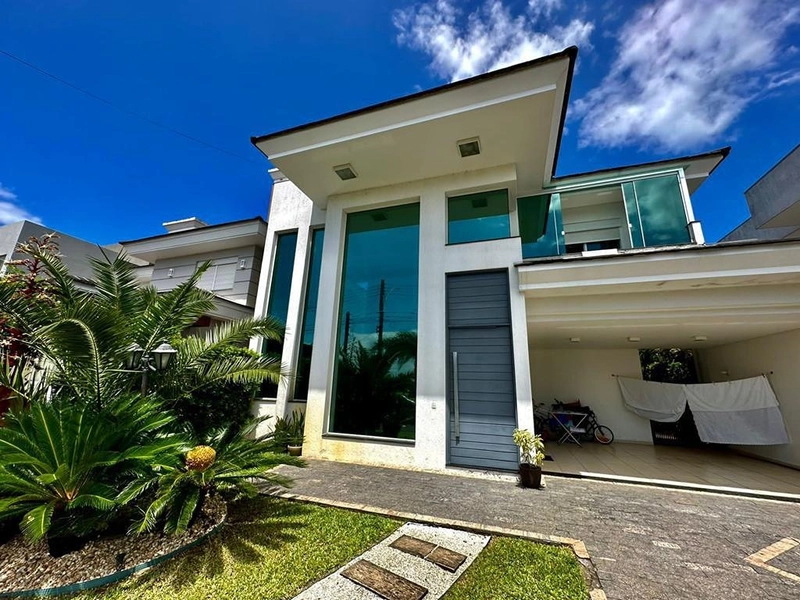 MAGNÍFICO SOBRADO NO CONDOMÍNIO CONDADO DE CAPÃO: 1ª foto da galeria de imagens do imóvel