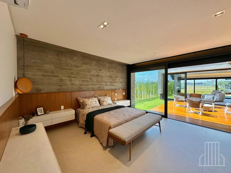 Sobrado de Luxo à Beira do Lago no Condomínio Amare: 17ª foto da galeria de imagens do imóvel