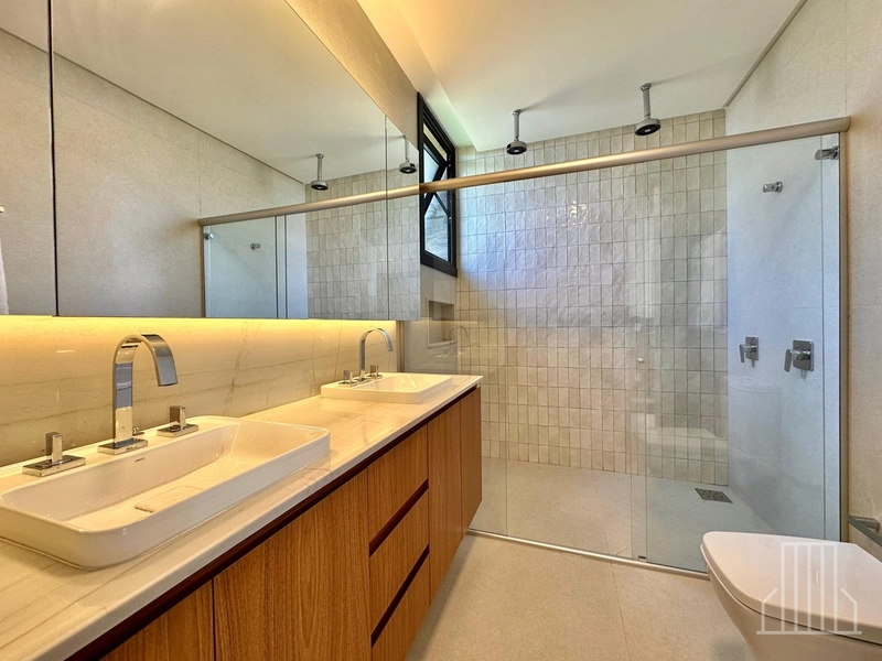 Sobrado de Luxo à Beira do Lago no Condomínio Amare: 19ª foto da galeria de imagens do imóvel