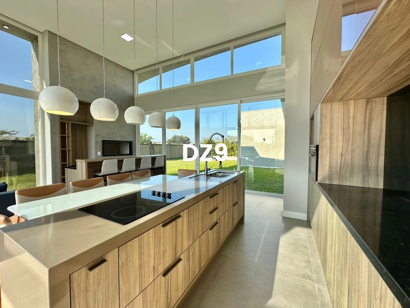 CASA EM CONDOMINIO FECHADO COM 3 SUITES: 1ª foto da galeria de imagens do imóvel