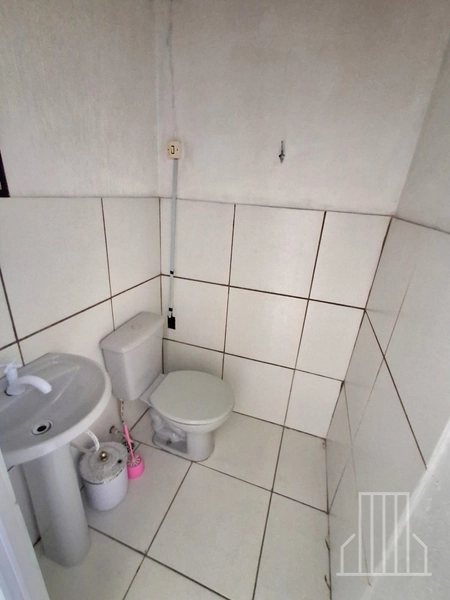 EXCELENTE LOJA COMERCIAL PARA LOCAÇÃO ANUAL!: 8ª foto da galeria de imagens do imóvel