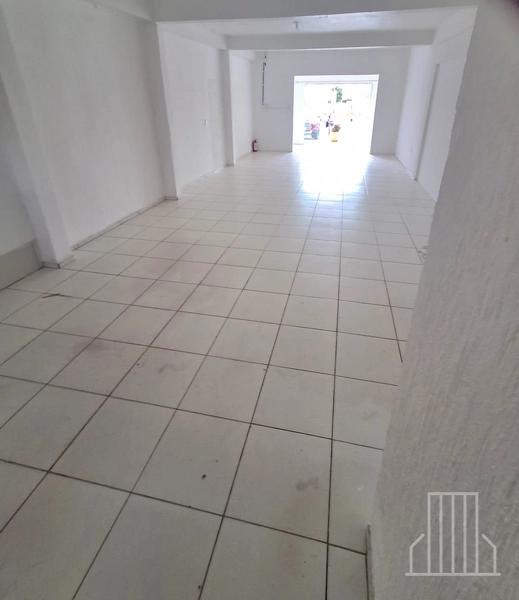 EXCELENTE LOJA COMERCIAL PARA LOCAÇÃO ANUAL!: 4ª foto da galeria de imagens do imóvel