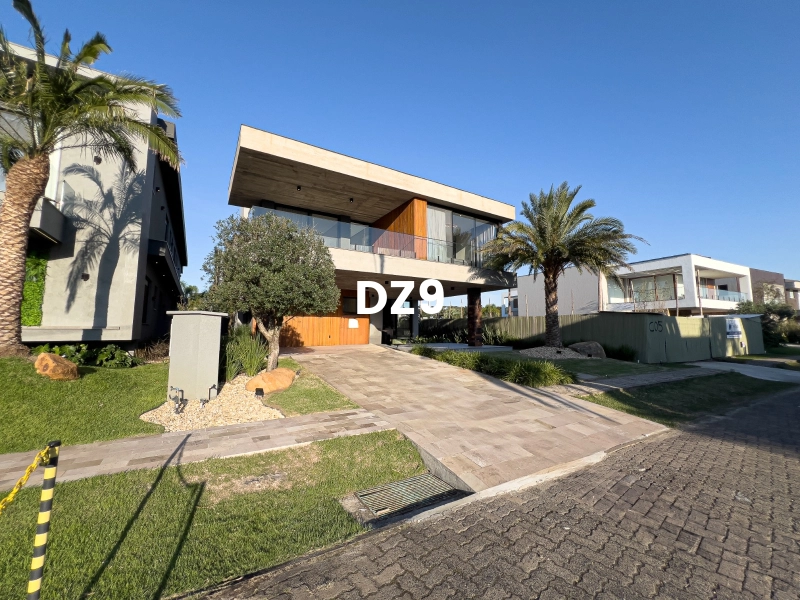 CASA MODERNA COM AMBIENTE ACONCHEGANTE À VENDA EM CONDOMÍNIO!: 12ª foto da galeria de imagens do imóvel