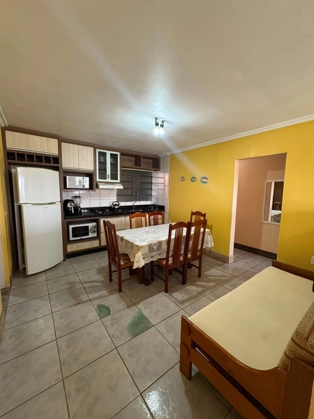 Casa de 3 dormitórios para locação anual na Zona Nova – Capão da Canoa: 2ª foto da galeria de imagens do imóvel