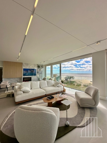 DESLUBRANTE APARTAMENTO NO NOBRE BAIRRO NAVEGANTES EM CAPÃO DA CANOA!: 2ª foto da galeria de imagens do imóvel