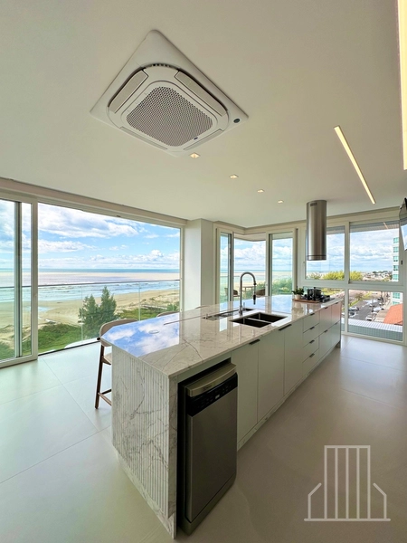 DESLUBRANTE APARTAMENTO NO NOBRE BAIRRO NAVEGANTES EM CAPÃO DA CANOA!: 12ª foto da galeria de imagens do imóvel