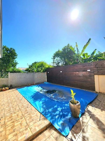 BELA CASA A VENDA EM CAPÃO NOVO! COM 3 DORMITÓRIOS, SUÍTE E PISCINA.: 20ª foto da galeria de imagens do imóvel