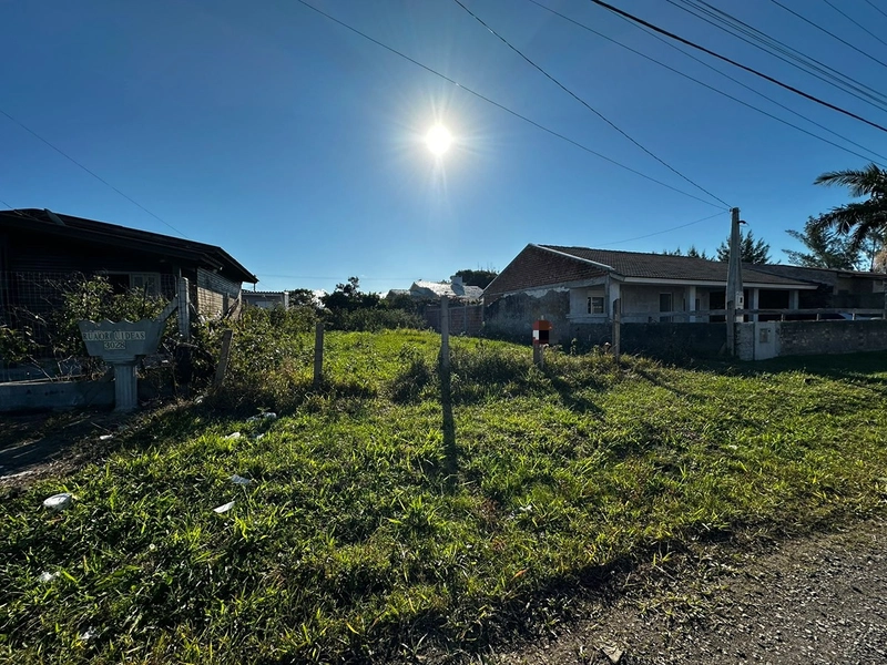 Terreno 300m² em Capão Novo – Excelente Oportunidade no Litoral Gaúcho: 1ª foto da galeria de imagens do imóvel