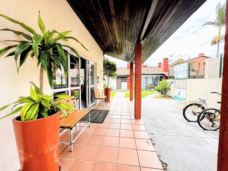 Kitnet Mobiliada em Capão Novo – Condomínio com Infraestrutura Completa: 29ª foto da galeria de imagens do imóvel
