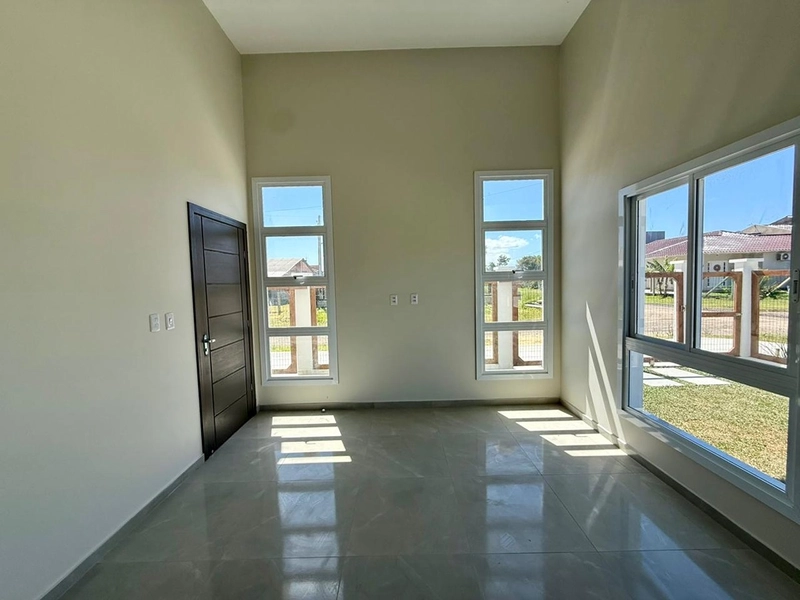 CASA A VENDA EM CAPÃO NOVO!: 8ª foto da galeria de imagens do imóvel