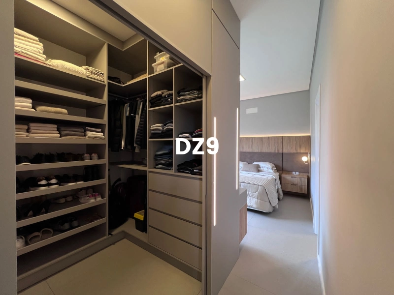 CASA COM 4 SUÍTES, MOBILIADO: 18ª foto da galeria de imagens do imóvel