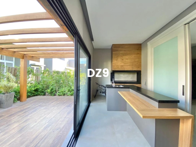 CASA DE ALTO PADRÃO: 2ª foto da galeria de imagens do imóvel