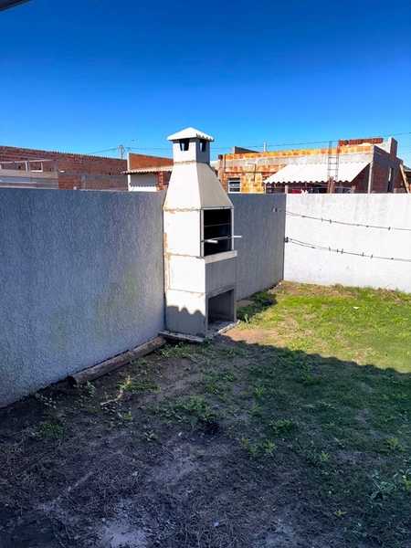 Casa Geminada Mobiliada com 2 Dormitórios e Pátio Privativo: 20ª foto da galeria de imagens do imóvel