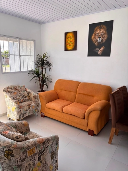 Casa Geminada Mobiliada com 2 Dormitórios e Pátio Privativo: 3ª foto da galeria de imagens do imóvel
