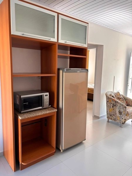 Casa Geminada Mobiliada com 2 Dormitórios e Pátio Privativo: 11ª foto da galeria de imagens do imóvel