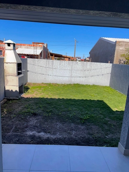 Casa Geminada Mobiliada com 2 Dormitórios e Pátio Privativo: 21ª foto da galeria de imagens do imóvel