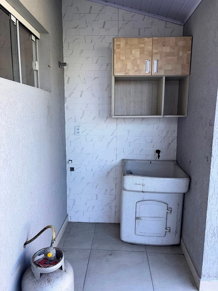 Casa Geminada Mobiliada com 2 Dormitórios e Pátio Privativo: 25ª foto da galeria de imagens do imóvel