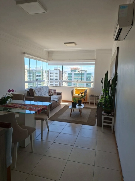 partamento mobiliado na Zona Nova, perto do mar e da praça: 4ª foto da galeria de imagens do imóvel