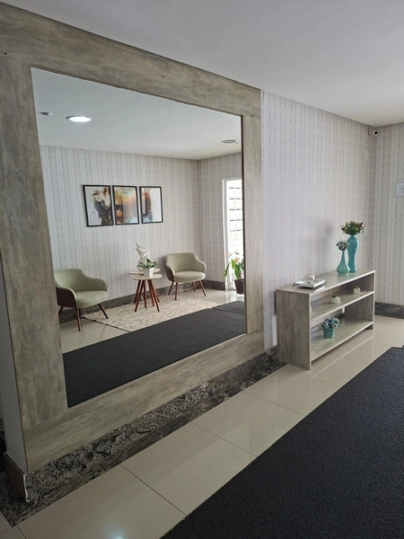 partamento mobiliado na Zona Nova, perto do mar e da praça: 3ª foto da galeria de imagens do imóvel