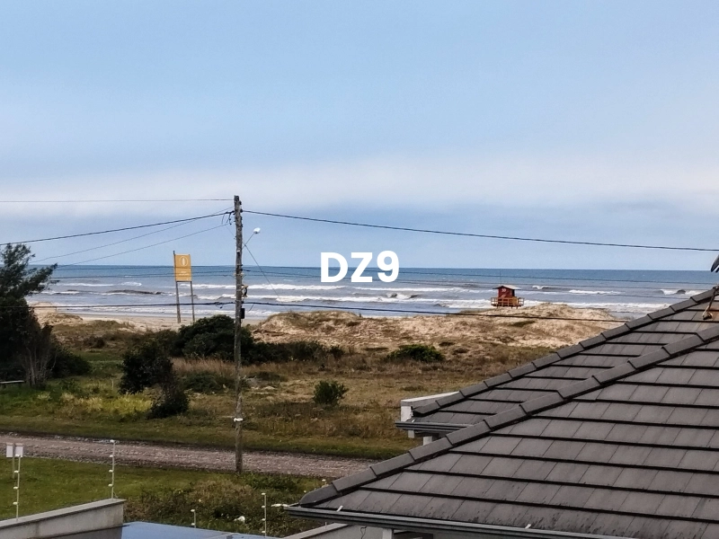 CASA GEMINADA 2 DORMITÓRIOS  NA PRAIA DE CAPÃO NOVO!: 3ª foto da galeria de imagens do imóvel