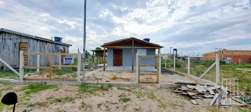 CASA A VENDA EM CAPÃO NOVO!: 7ª foto da galeria de imagens do imóvel