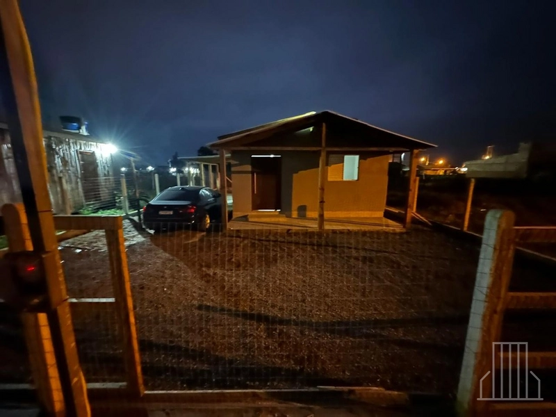 CASA A VENDA EM CAPÃO NOVO!: 8ª foto da galeria de imagens do imóvel