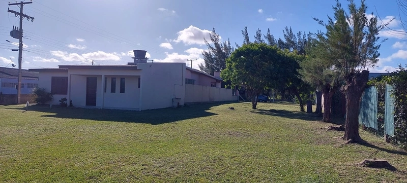 CASA PARA ALUGUEL TEMPORÁRIO!: 3ª foto da galeria de imagens do imóvel