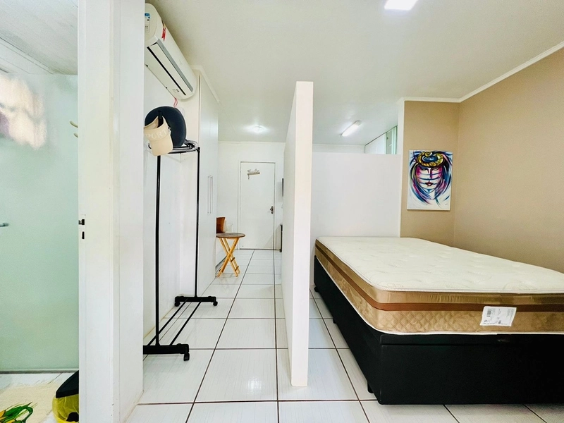 KITNET TÉRREO TRANSFORMADO EM 1 DORMITÓRIO, ACEITA FINANCIAMENTO BANCÁRIO E ESTÁ LOCALIZADO EM CAPÃO NOVO!: 16ª foto da galeria de imagens do imóvel