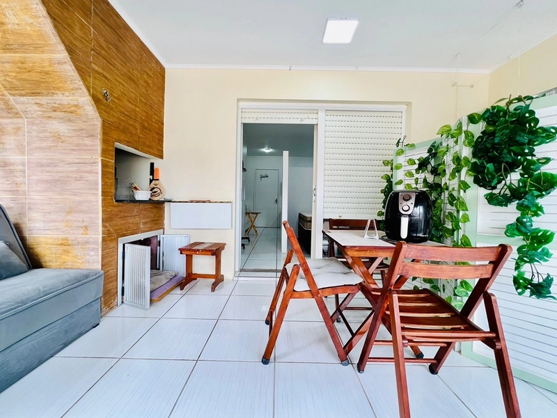 KITNET TÉRREO TRANSFORMADO EM 1 DORMITÓRIO, ACEITA FINANCIAMENTO BANCÁRIO E ESTÁ LOCALIZADO EM CAPÃO NOVO!: 8ª foto da galeria de imagens do imóvel