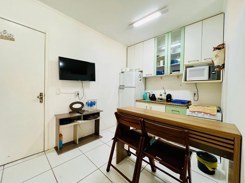 KITNET TÉRREO TRANSFORMADO EM 1 DORMITÓRIO, ACEITA FINANCIAMENTO BANCÁRIO E ESTÁ LOCALIZADO EM CAPÃO NOVO!: 20ª foto da galeria de imagens do imóvel