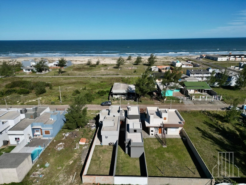 LINDA CASA LOCALIZADA NO BAIRRO JARDIM BEIRA MAR!: 6ª foto da galeria de imagens do imóvel