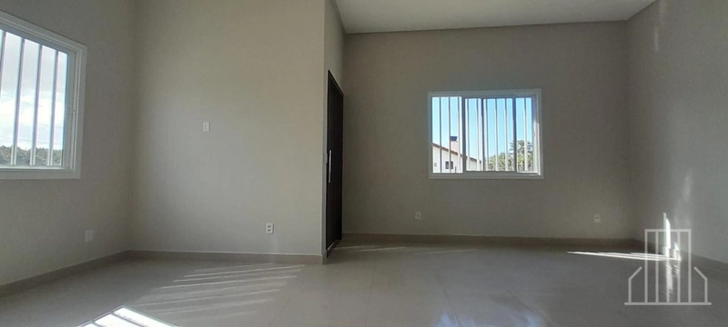 LINDÍSSIMA CASA À VENDA NO BAIRRO PRAIA DO BARCO EM CAPÃO DA CANOA: 13ª foto da galeria de imagens do imóvel