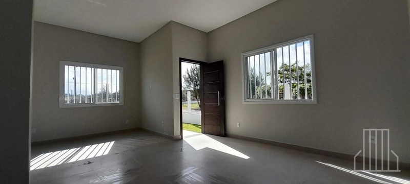 LINDÍSSIMA CASA À VENDA NO BAIRRO PRAIA DO BARCO EM CAPÃO DA CANOA: 7ª foto da galeria de imagens do imóvel