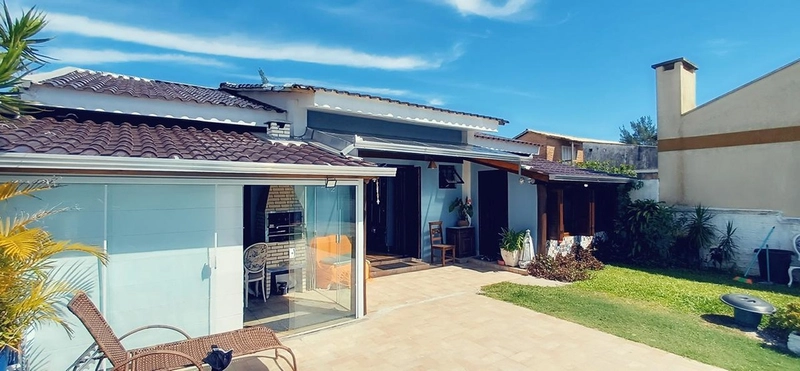 Imóvel com Casa de 1 Dormitório, JK e Piscina em Capão Novo: 35ª foto da galeria de imagens do imóvel