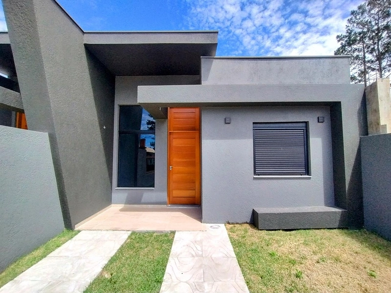 Casa de Alto Padrão a 350 Metros do Mar com Suíte e Pátio Amplo: 4ª foto da galeria de imagens do imóvel