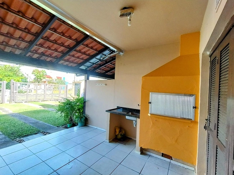 Sobrado Mobiliado com 2 Dormitórios no Posto 4: 25ª foto da galeria de imagens do imóvel