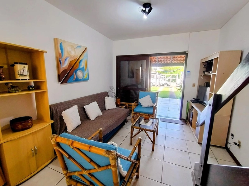 Sobrado Mobiliado com 2 Dormitórios no Posto 4: 16ª foto da galeria de imagens do imóvel