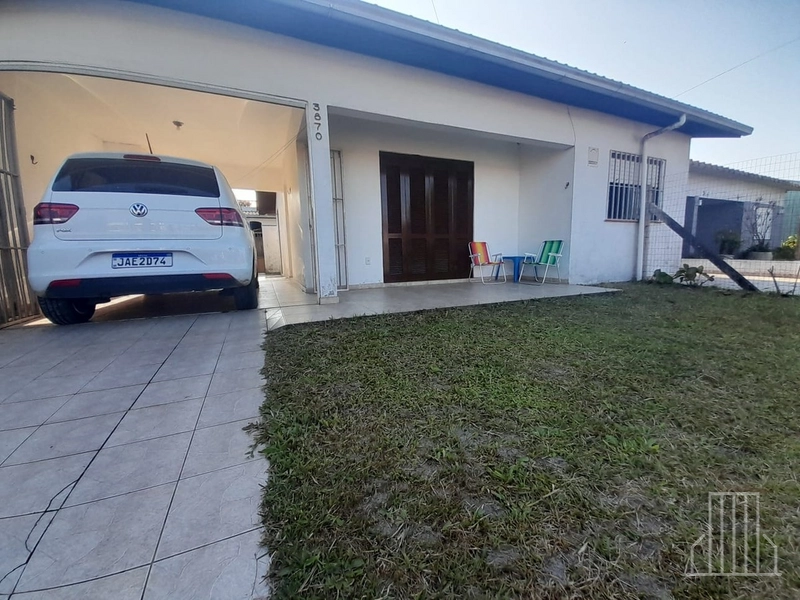 CASA PARA ALUGUEL DE TEMPORADA EM CAPÃO NOVO: 10ª foto da galeria de imagens do imóvel