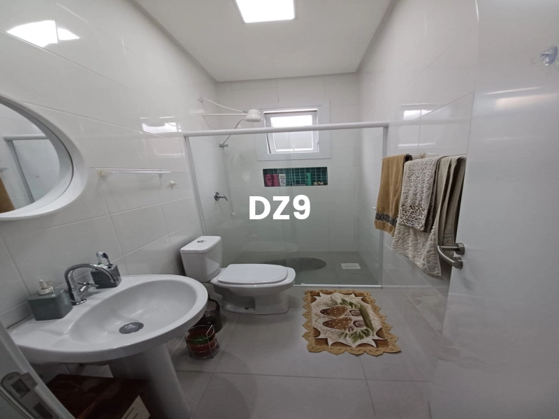 CASA COM 3 DORMITORIOS!: 6ª foto da galeria de imagens do imóvel