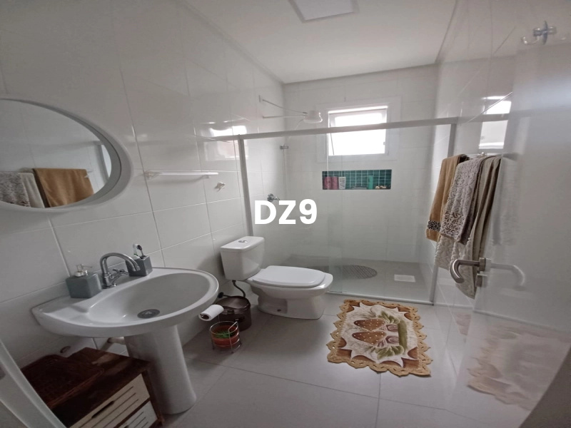 CASA COM 3 DORMITORIOS!: 5ª foto da galeria de imagens do imóvel