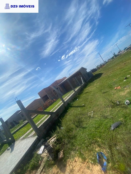 ÓTIMA CASA À VENDA NO BAIRRO CAPÃO NOVO, PRÓXIMA AO MAR: 7ª foto da galeria de imagens do imóvel