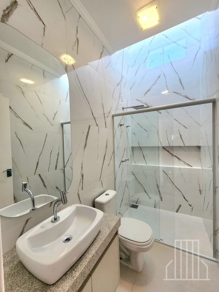 BELÍSSIMA  CASA A VENDA COM 3 DORMITÓRIOS E 1 SUÍTE!: 18ª foto da galeria de imagens do imóvel