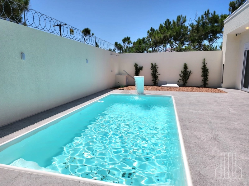 BELÍSSIMA  CASA A VENDA COM 3 DORMITÓRIOS E 1 SUÍTE!: 21ª foto da galeria de imagens do imóvel