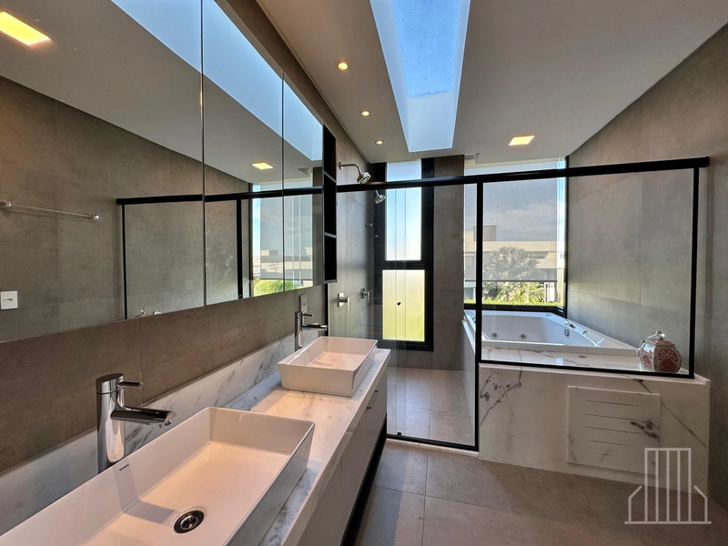 Mansão de Luxo à Venda na Enseada Lagos - Oportunidade Imperdível!: 8ª foto da galeria de imagens do imóvel