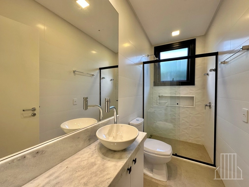 Mansão de Luxo à Venda na Enseada Lagos - Oportunidade Imperdível!: 10ª foto da galeria de imagens do imóvel