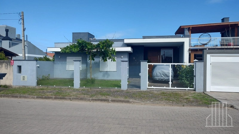 EXCELENTE CASA PARA LOCAÇÃO DE TEMPORADA!: 1ª foto da galeria de imagens do imóvel