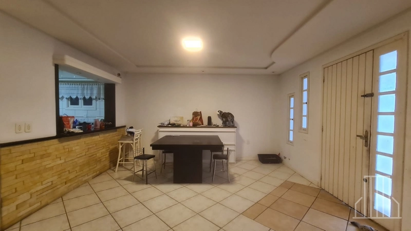 LINDA CASA COM ÓTIMO ESPAÇO NO BAIRRO SANTO ANTONIO: 7ª foto da galeria de imagens do imóvel