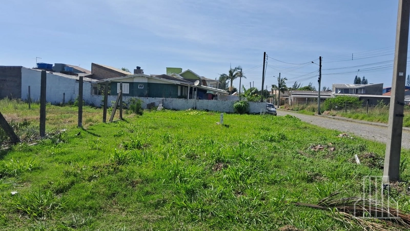 OPORTUNIDADE ÚNICA: TERRENO BEM LOCALIZADO À VENDA!: 3ª foto da galeria de imagens do imóvel