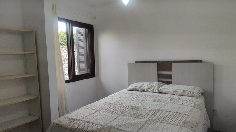 Residência com 3 Dormitórios e Excelente Aproveitamento de Espaço no Bairro Capão Novo!: 11ª foto da galeria de imagens do imóvel