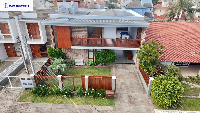 Lindo Sobrado a venda em Capão Novo a 250m do Mar!: 1ª foto da galeria de imagens do imóvel
